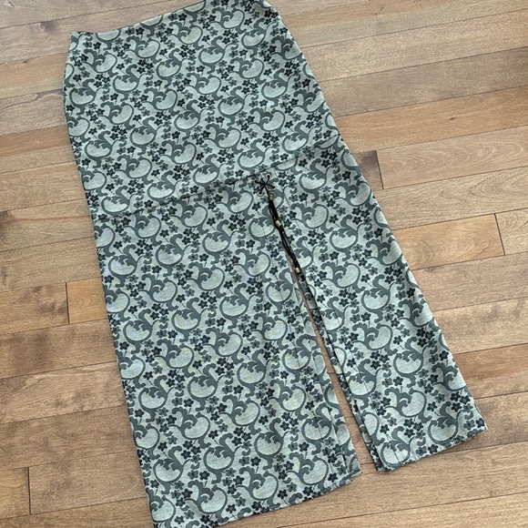 Vintage LambertRand Brocade Two-Piece Set in Golden/Tan & Black - Picture 5 of 10